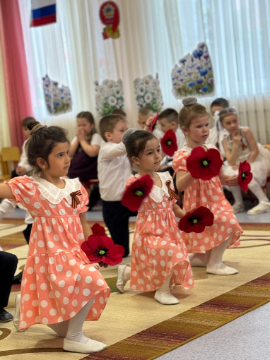 Праздничный концерт Праздничный концерт.